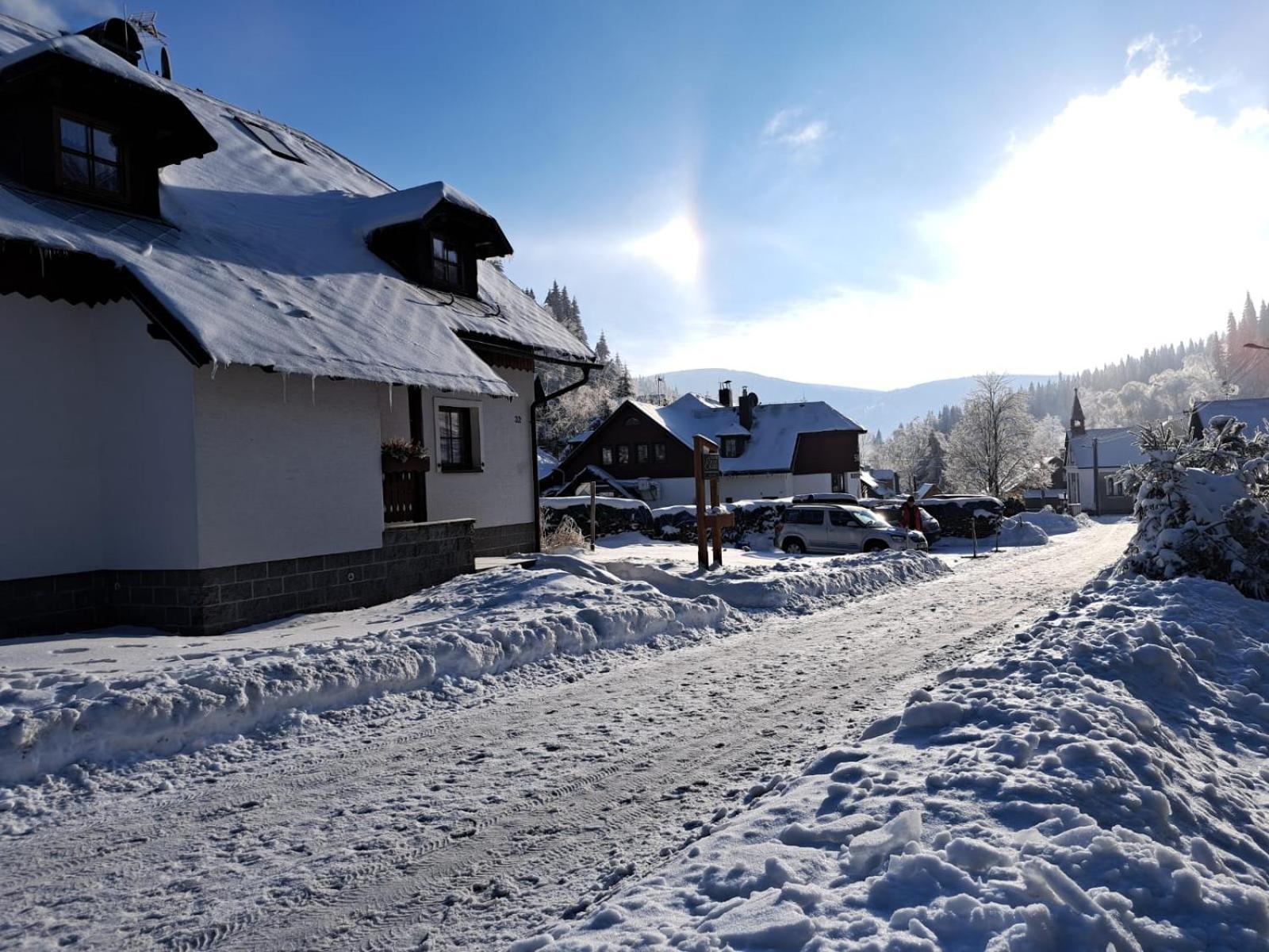 Penzion Eliska Petrikov  Exteriör bild